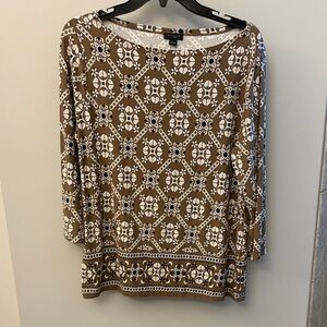 Ann Taylor Brown and White Patterned Top. Large. Never worn.